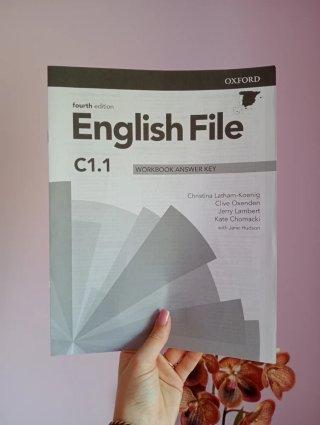English File C1.1 Advanced. Student's book and ...