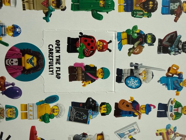 LEGO Meet the Minifigures con minifigure esclusiva