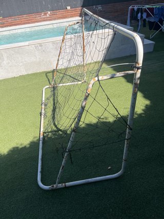 Portería de fútbol metálica con red