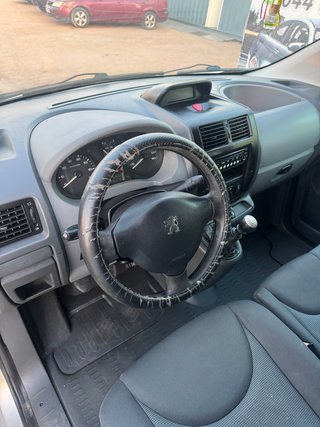 Peugeot Expert 2009
