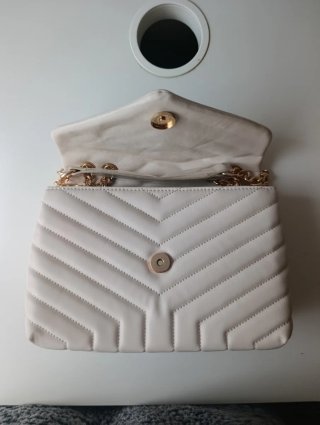 Bolso Saint Laurent Beige y Dorado