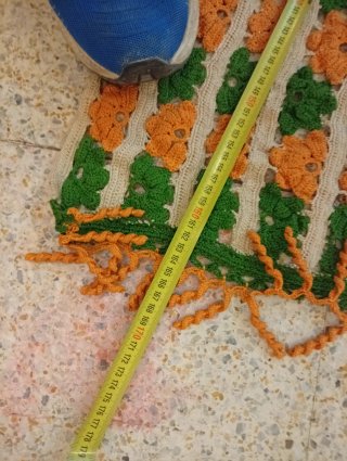Manta tejida a mano naranja y verde