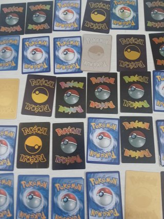 40 Cartas Pokémon Variadas