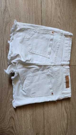 Bershka Pantalón Corto Beige Talla S