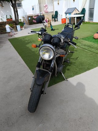 Suzuki GS500 Naked Negra