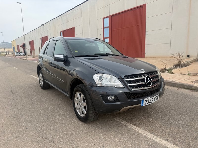 Mercedes-Benz Clase M 2010 - foto 1