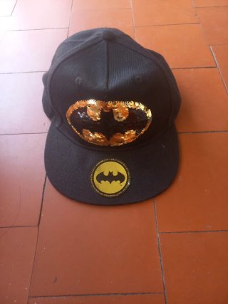Gorra Batman Lentejuelas Doradas
