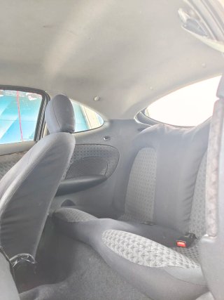 Ford Puma 2000