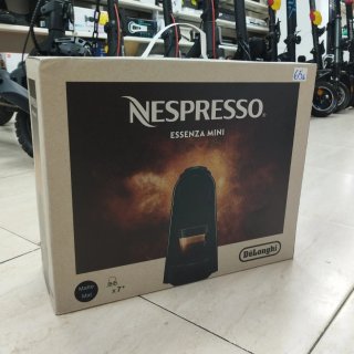 Cafetera Nespresso Essenza Mini DeLonghi
