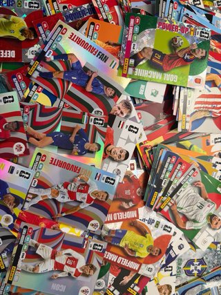 Panini Adrenalyn XL Mundial 2026 más de 300 cromos