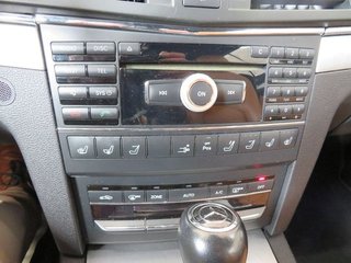 Mercedes Clase E Cabrio E 200 CGI BE Elegance (2010)