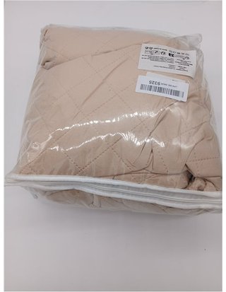 FIGOOO Funda de Sofá Impermeable 4 Plazas Antideslizante con Correas Elásticas Protector para Sofá Acolchado para Mascotas Perro