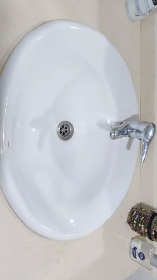 Mueble de baño completo: lavabo y grifo marca ROCA