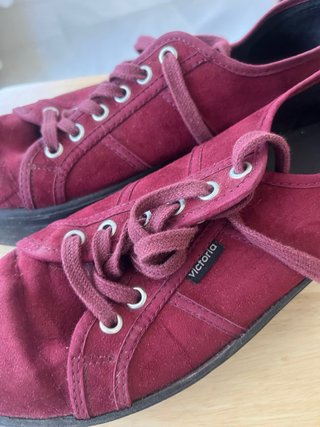 Zapatillas de Plataforma Rojas y Negras