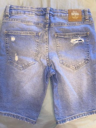 Pantalón vaquero Bershka desgastado