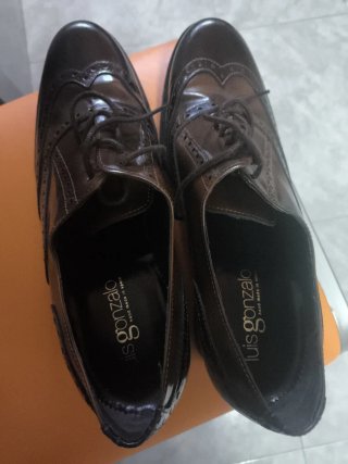 Zapatos de cordones Luis Gonzalo mujer marrones