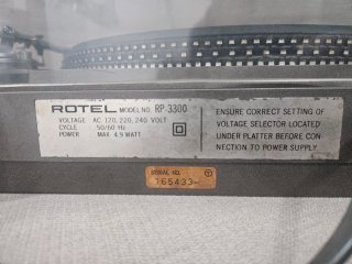 Tocadiscos Rotel RP-3300