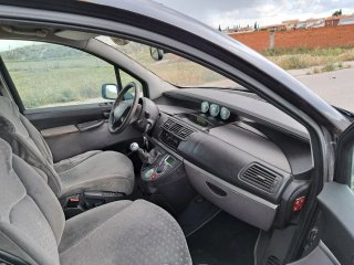 Peugeot 807 2005
