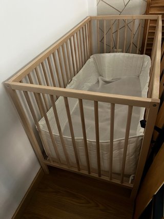 Cuna madera Sniglar IKEA mas protector de cuna