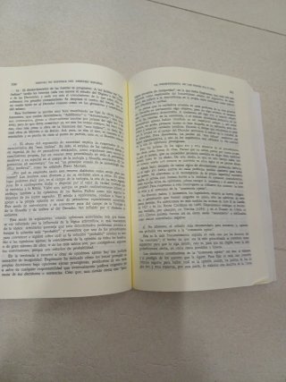 Manual de Historia del Derecho español (Spanish...