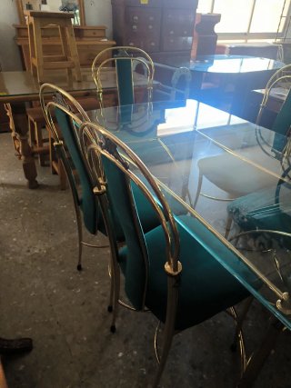 Mesa de cristal y 6 sillas