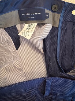 Traje Azul Chico Graduación utilizado una sola vez