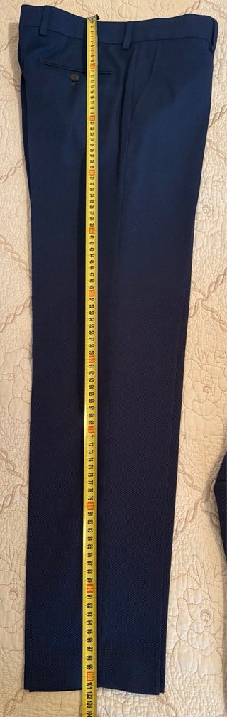 Traje Azul Chico Graduación utilizado una sola vez