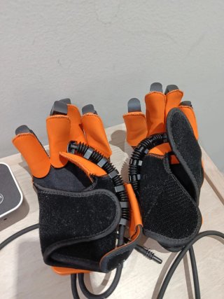 guantes robóticos para rehabilitación de manos.xxl