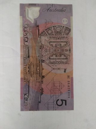 Banconota da 5 Dollari Australiani in polimero