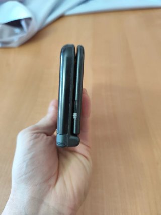 New Nintendo 3DS XL Negra + Cargador