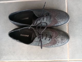Zapatos Graceland negros y grises