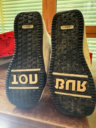 Scarponi Snowboard Shawn White Burton 41.5 (8.5)