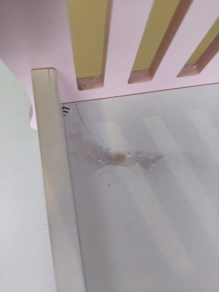 Litera de madera para muñecas