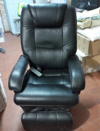 Sillón reclinable con masaje y mando