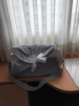 Bolsa cambiador bebé floral