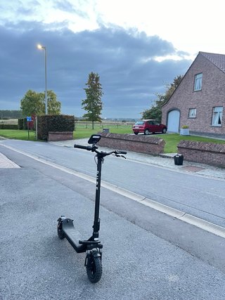 Patinete Eléctrico Negro