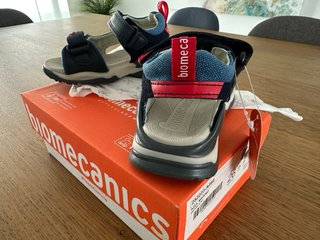 Sandalias Biomecanics niño Biotrekking t.26 NUEVAS