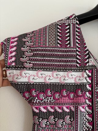 Top M&Co patchwork geometrico