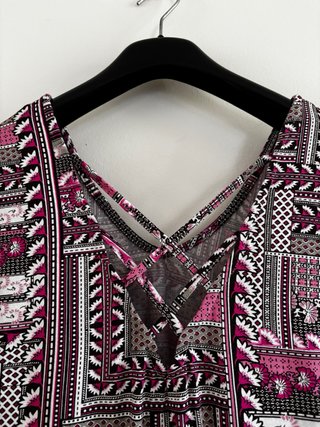 Top M&Co patchwork geometrico