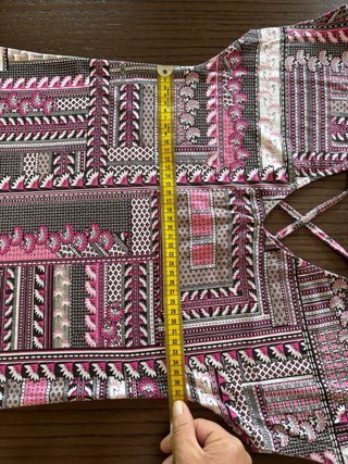 Top M&Co patchwork geometrico