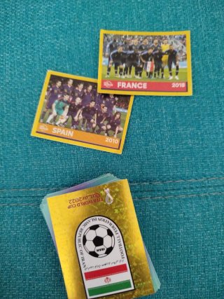 Lote 110 cromos fútbol Qatar 2022