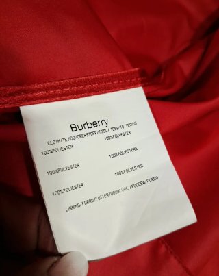 Gabardina Burberry Roja Talla 40
