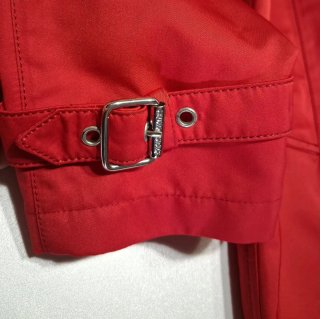 Gabardina Burberry Roja Talla 40