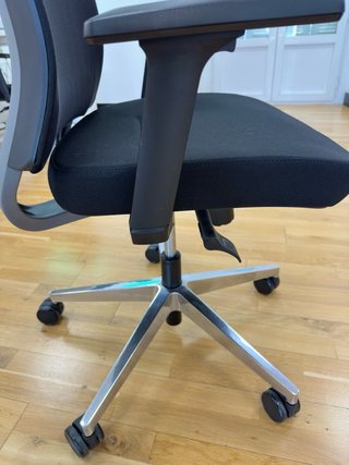 Silla de Oficina ATLANTA Negra Ergonómica