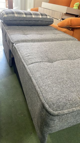 Sillón cama gris con arcón