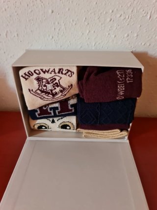 Cajita 6 pares calcetines Harry Potter