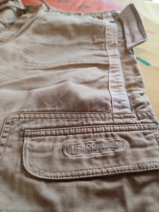 Pinocchietto beige uomo