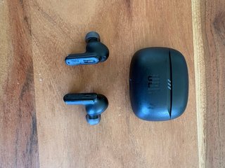 Auriculares JBL Negros