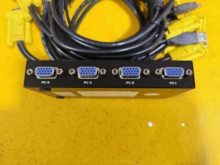 Conmutador KVM VGA 4x1 MT-VIKI Mt-471uk-l