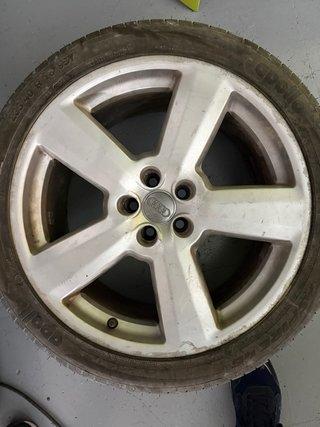 Llantas Audi Originales con Neumáticos 18 pulgadas